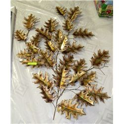 METAL LEAF WALL HANGING