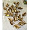 Image 1 : METAL LEAF WALL HANGING