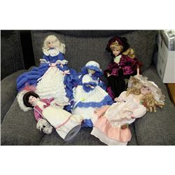 ESTATE 5 DOLL COLLECTION