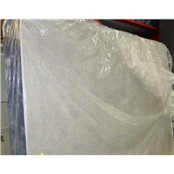 QUEEN SIZE BOXSPRING