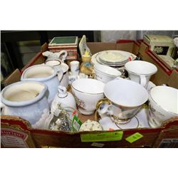 TRAY OF GIFT STORE ORNAMENTS INCLUDING FRANK