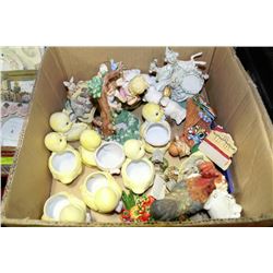 TRAY OF GIFT STORE FIGURINES INCLUDING CHICK EGG