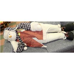 THE ORIGIONAL FROSTY THE 5FT SNOWMAN