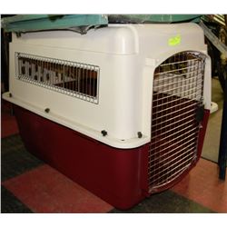 ULTRA LARGE DOG KENNEL