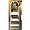 Image 1 : METAL 3 STEP FOLDING LADDER
