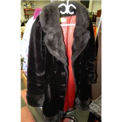 ESTATE BLACK FAUX FUR COAT BORESEAL STERLING