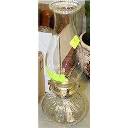 NEW RETRO LOOKING OIL LAMP
