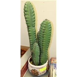 PLASTIC CACTUS PLANT