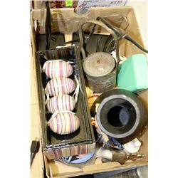 BOX OF HOUSEHOLD ORNAMENTS