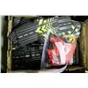 Image 1 : SLOT CAR RACE TRACK WITH INSTRUCTIONS