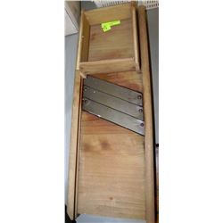 WOODEN CABBAGE SLICER