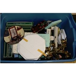 RUBBERMAID CONTAINER WITH MISC COLLECTORS PLATES,