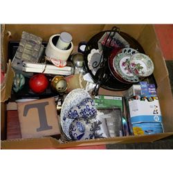 BOX OF MISC. INCLUDES COLLECTIBLES & DECOR