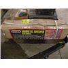 Image 1 : Magnetic sweeper -New in box