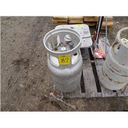 Aluminum forklift tank-1/2 full of propane