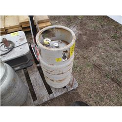 Metal forklift tank -empty