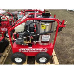 Easy Kleen Magnum Gold 4000 psi, 12 volt burner hot water pressure washer -New