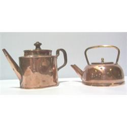 A SMALL COPPER COFFEE POT 25 - 35...