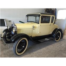 1928 FORD MODEL A COUPE