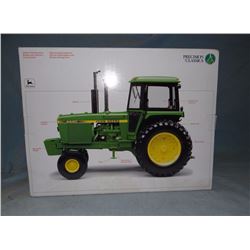JD 4440 tractor, 1:16, NIB, Precision Classics