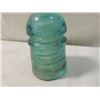 Image 2 : LOT 5 ANTIQUE VINTAGE GLASS INSULATORS ELECTRIC