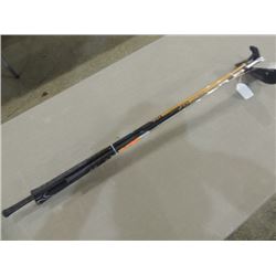 LOT 5 GOLF CLUBS DRIVER PUTTER ONE NEW