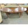 Image 1 : WALNUT DINING TABLE SCALLOPED QUEEN ANN