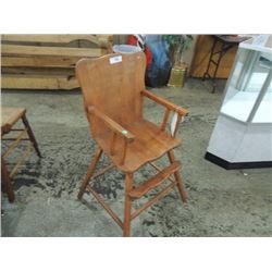 ANTIQUE VINTAGE WOOD HIGH CHAIR NO TRAY