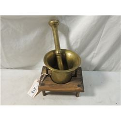 VINTAGE ASIAN STYLE BRASS MORTAR PESTLE SET
