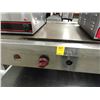 Image 2 : Wolf 4' Gas Flat Grill