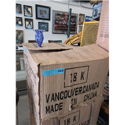 4 Cases of new glass vases