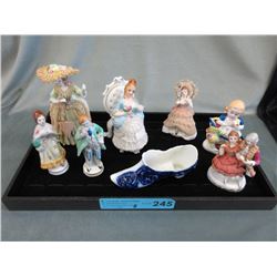 8 Vintage Japanese figurines