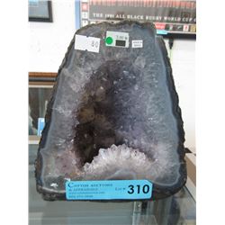 3.9 Kg Brazilian crystal formation