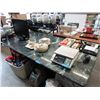 Image 1 : Green marble slab table - used