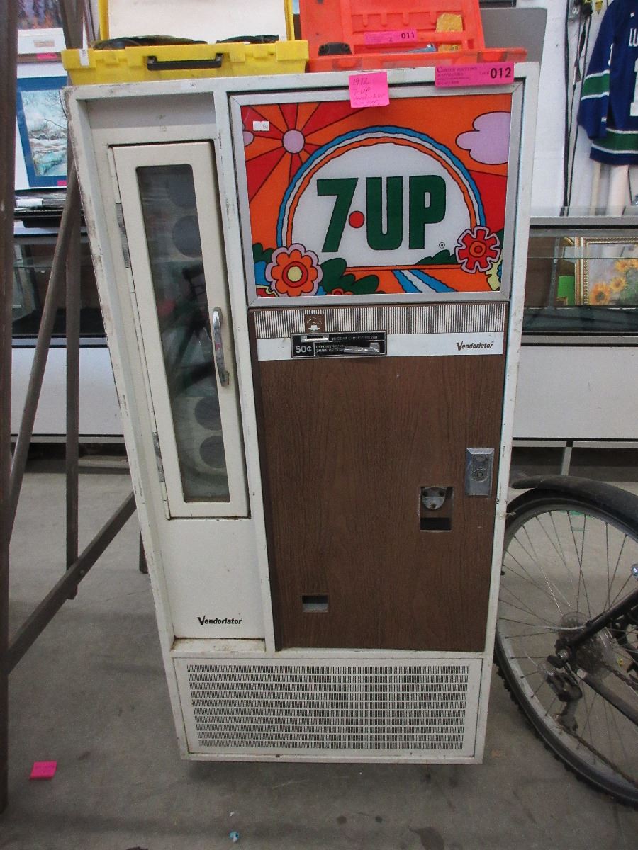 1972 "7up" Vendorlator vending machine used