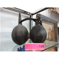 Ancient Peruvian whistling vessel