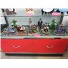 Image 1 : 8 Plastic figurines - Horror themed