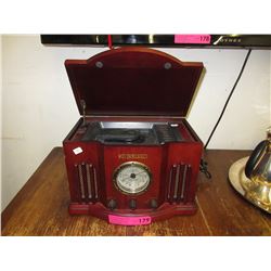 Curtis CD player in wood case - used
