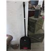 Image 1 : Cast metal coal shovel