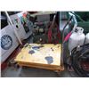 Image 1 : Hydraulic lift - used