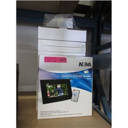 8 New digital picture frames