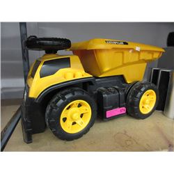 Plastic "Caterpillar" dump truck - used