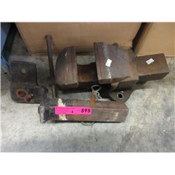 Heavy duty metal vise- used