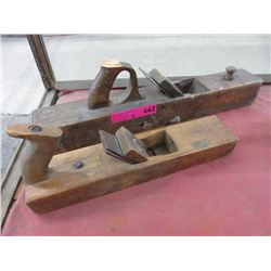 2 Vintage wood planes