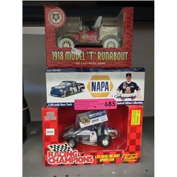 3 Scale model cars