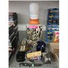 Image 1 : Vase & small collectible items