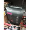 Image 1 : Electric paper shredder - used