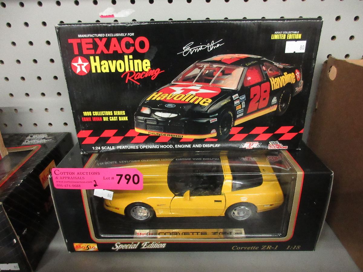 2 Diecast scale model cars