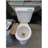 Image 1 : New Porcelain toilet