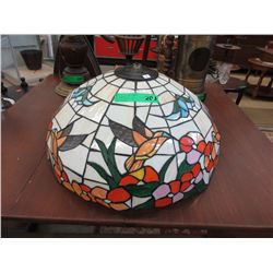 Stain glass lamp shade with hummingbird motif